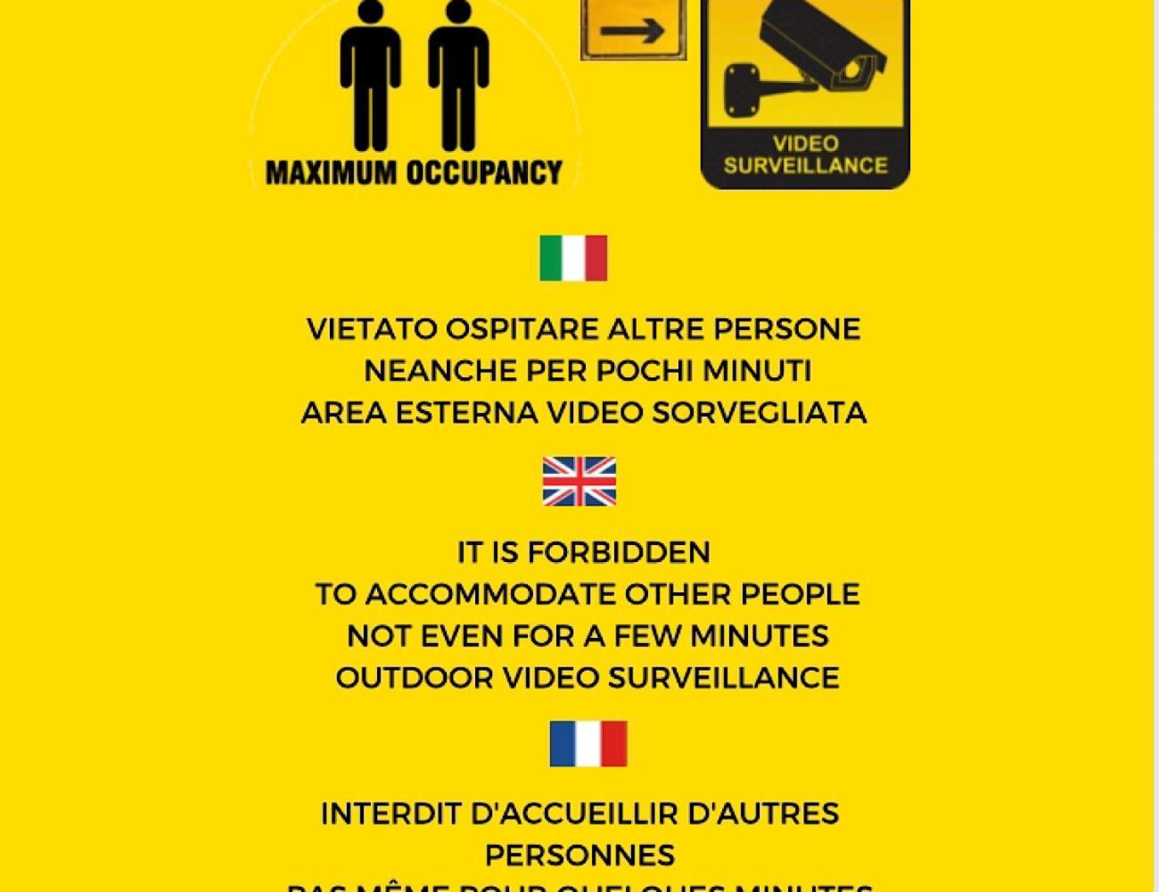 EXCLUSIVE USE - USO ESCLUSIVO - La Maison de Famille - ENTIRE HOUSE - INTERA CASA - WITH KITCHENETTE - CON CUCININO - WITH WASHING MACHINE - CON LAVATRICE - FREE PUBLIC PARKING IN FRONT OF THE HOUSE - PARCHEGGIO PUBBLICO GRATUITO DIFRONTE ALLA CASA Olbia Extérieur photo